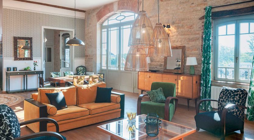 Photo of Between Vineyards & Castles