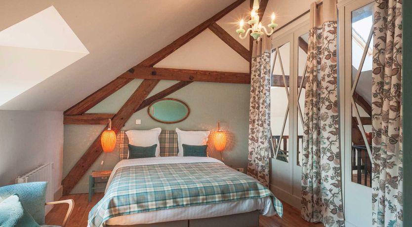 Photo of Between Vineyards & Castles