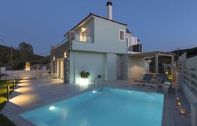 Photo of majestic-olive-retreat