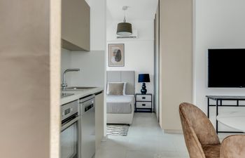 AgiosAthanasios Bliss Holiday Home