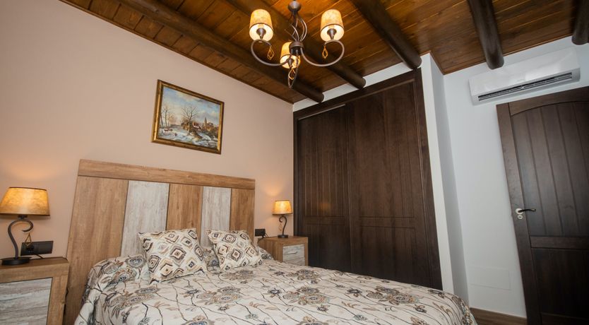 Photo of Mountain View Oasis