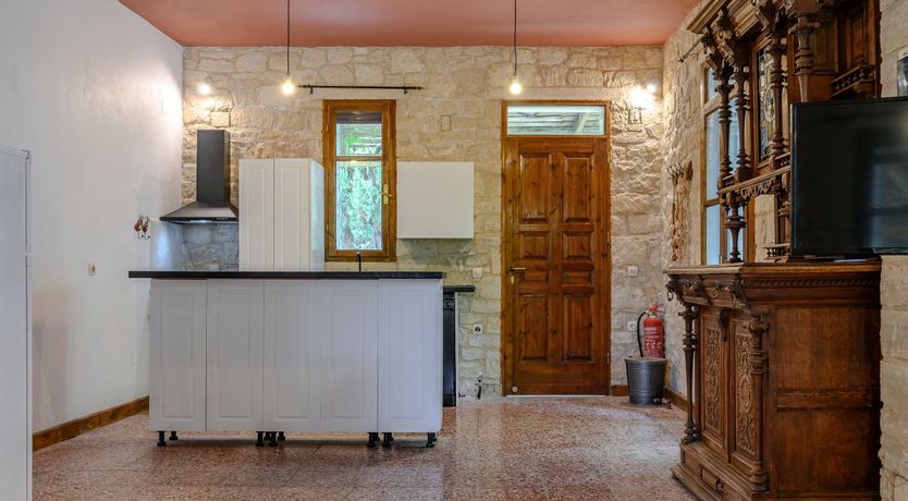 Photo of Lampini Blush