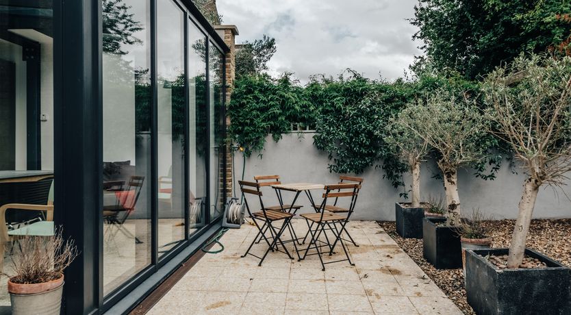 Photo of The Royal Charm