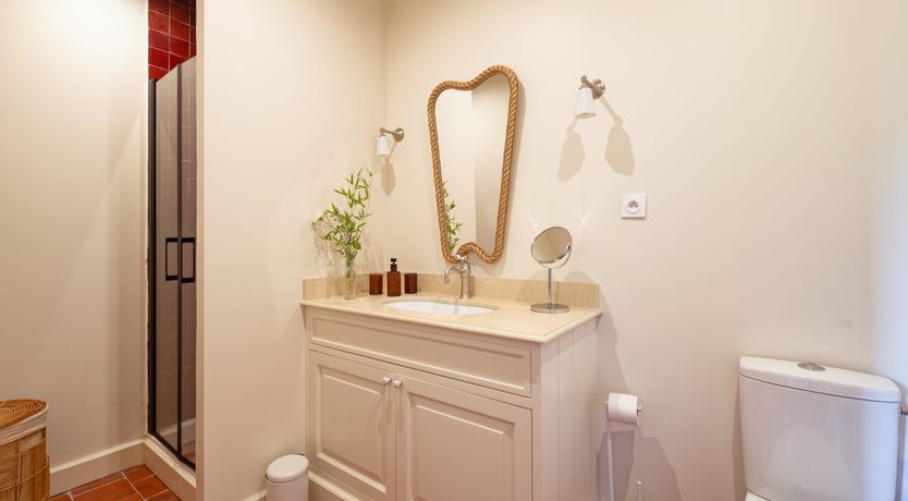 Photo of Grace & Mouries