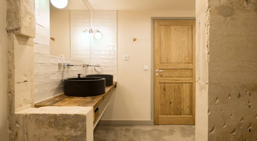 Photo of Grace & Mouries