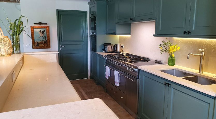 Photo of Grace & Mouries