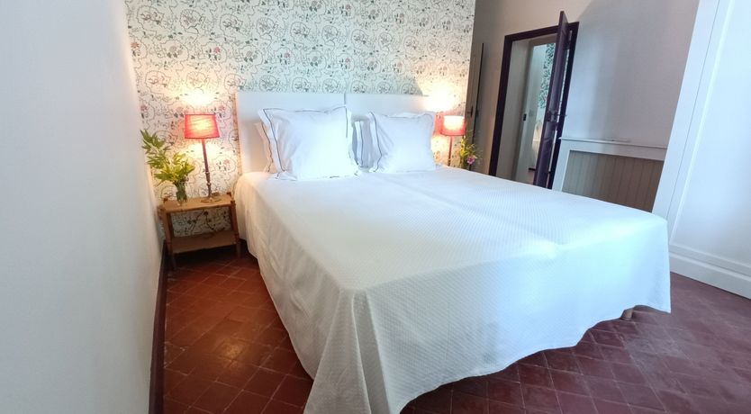 Photo of Grace & Mouries