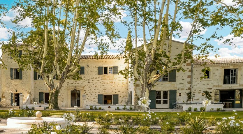 Photo of Grace & Mouries