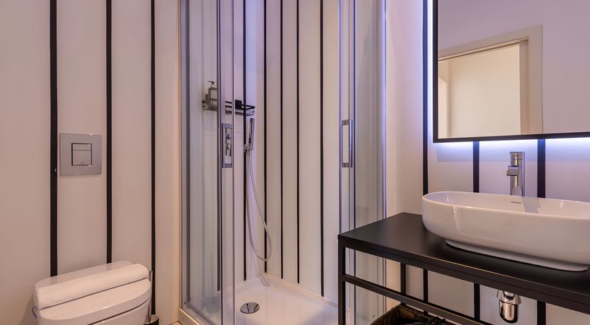 Photo of Boulevard Bliss