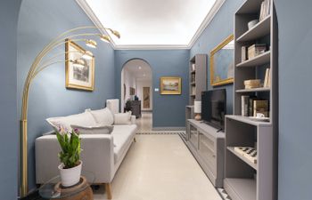 The Florentine Light Apartment