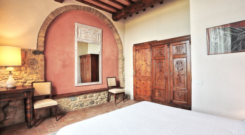 Photo of Groves & Vines