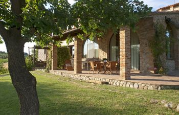 Gateway to Tuscany Villa