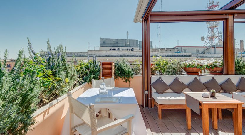 Photo of Opera Glass