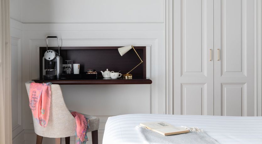 Photo of Opera Glass