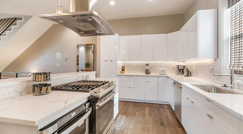 Photo of Drop Me Off in Mid City