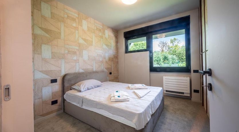 Photo of Glorious Garda