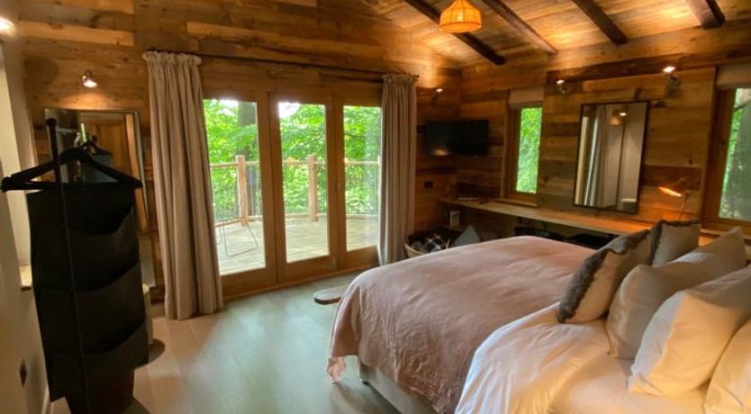 Photo of The Artful Bee