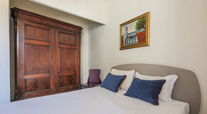 Photo of The Lady Florence