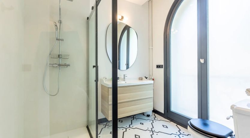 Photo of Parisian Paradise