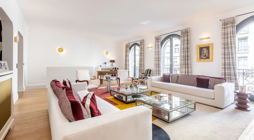 Photo of Parisian Paradise