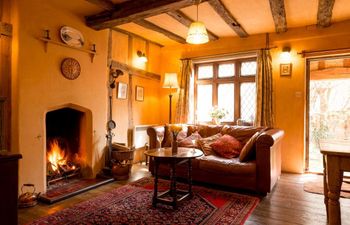 Tudor Romance Holiday Cottage