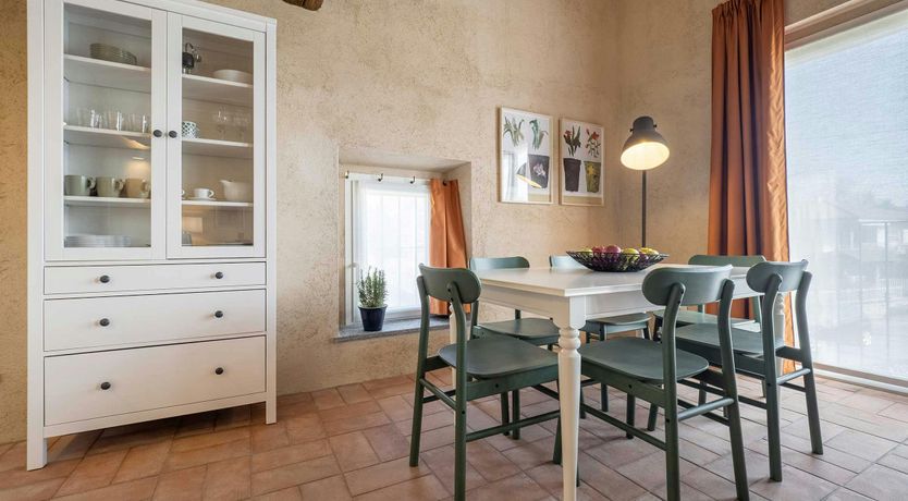 Photo of Pink Frizzled Hair