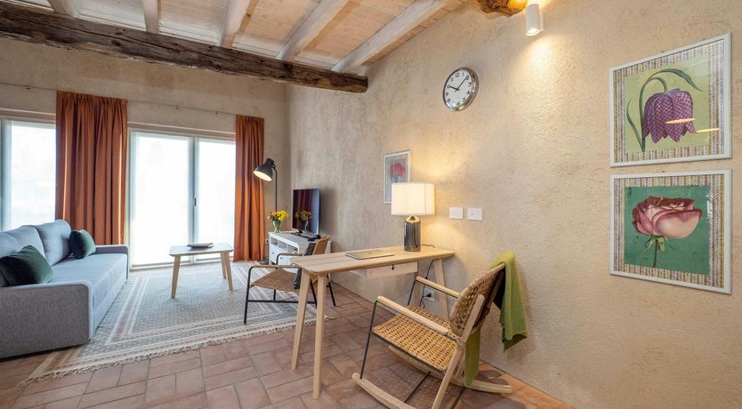 Photo of Pink Frizzled Hair