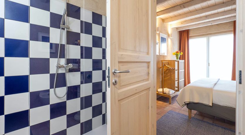 Photo of Mountain Love