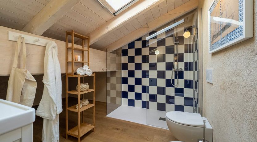 Photo of Mountain Love