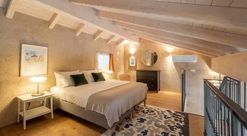 Photo of Mountain Love