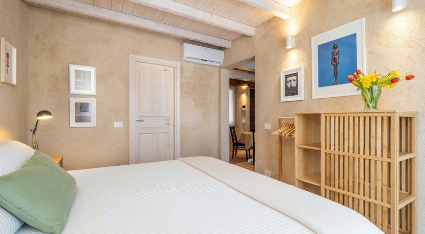 Photo of Mountain Love