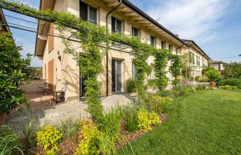 The Tranquilness Apartment