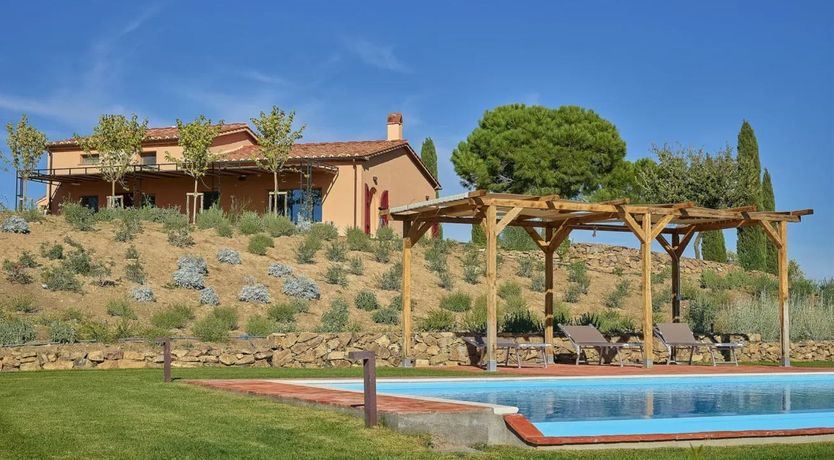 Photo of The Tuscan Star