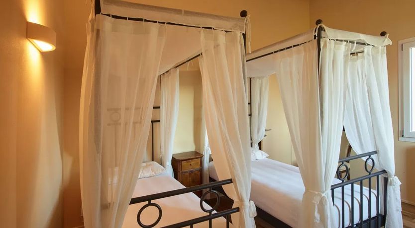 Photo of The Tuscan Star