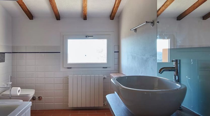 Photo of The Tuscan Star