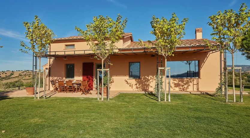 Photo of The Tuscan Star