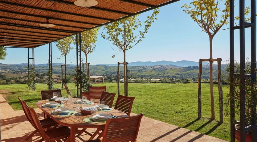 Photo of The Tuscan Star