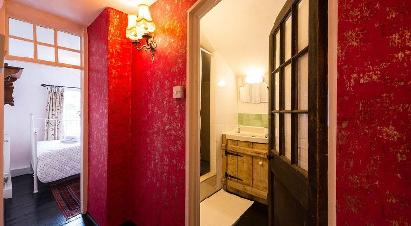 Photo of Farmer's Hideaway