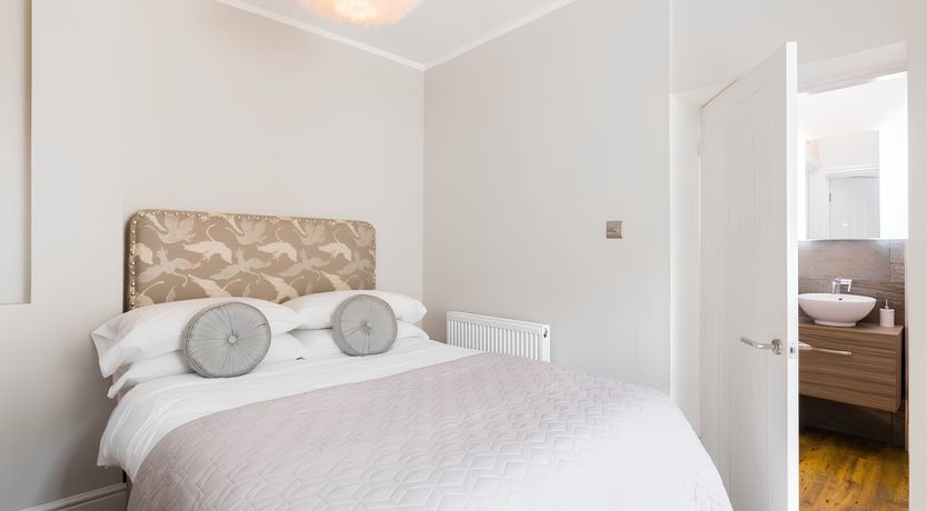 Photo of Regency Retreat