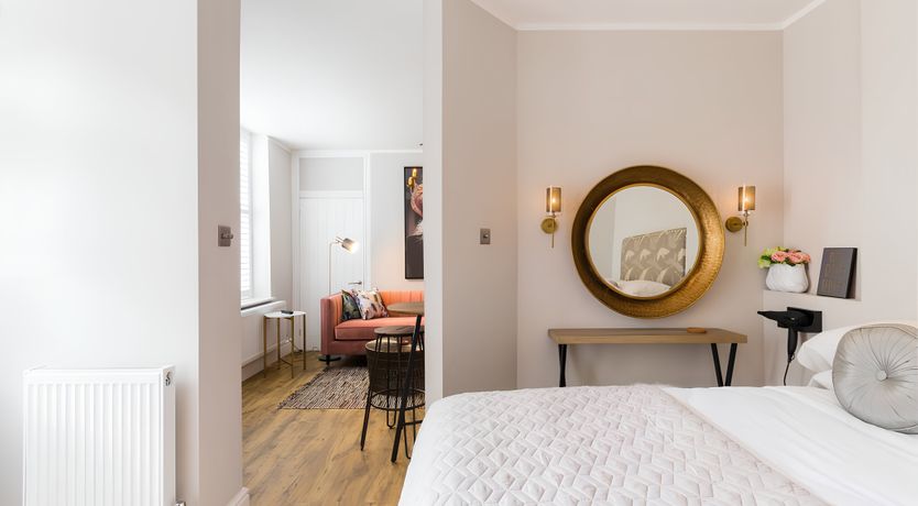 Photo of Regency Retreat