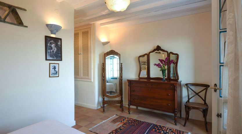 Photo of Cycladic Curio