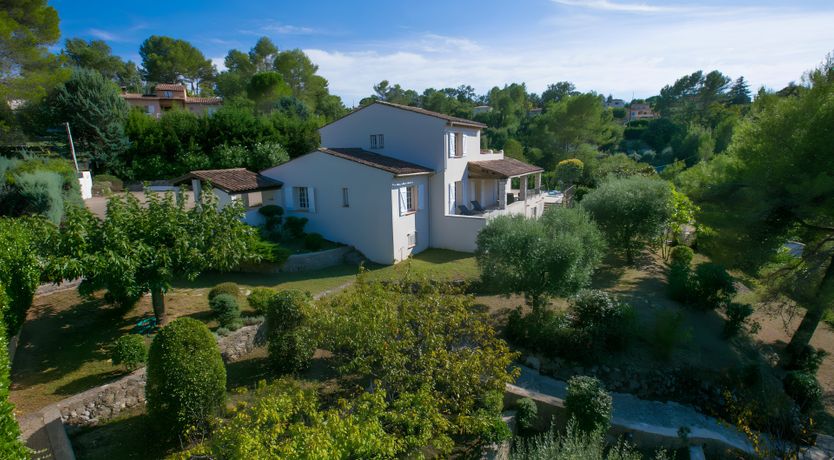 Photo of Pine & Stone