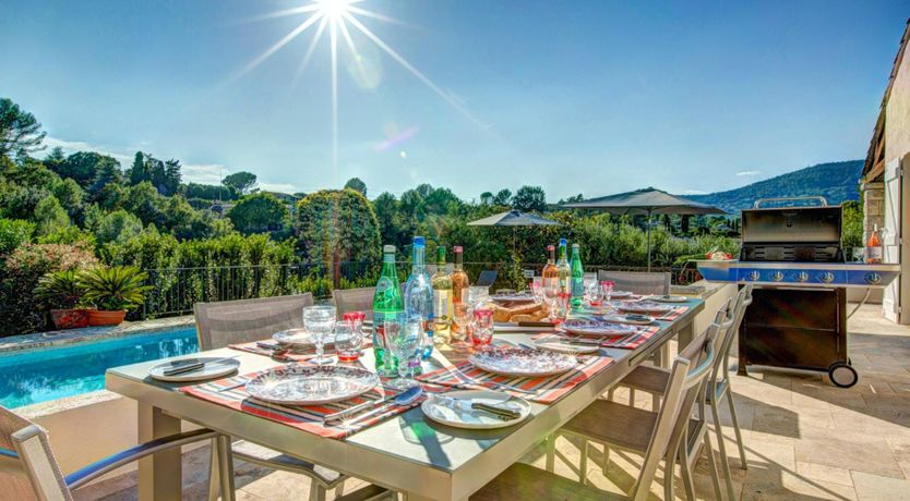 Photo of Pine & Stone