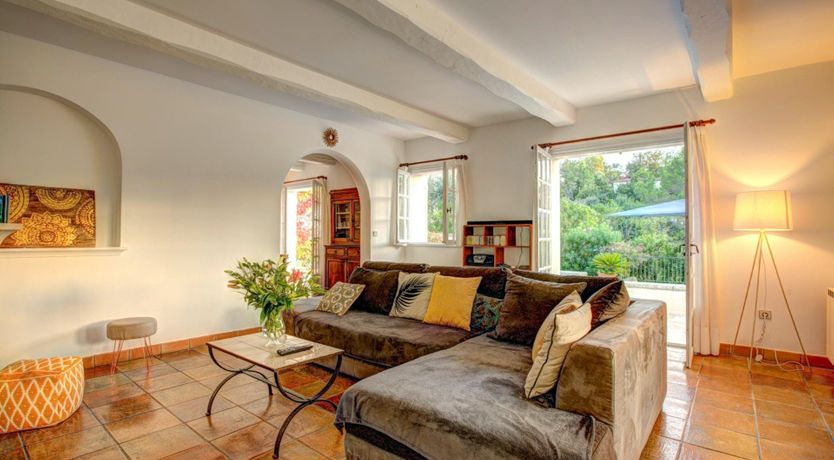 Photo of Pine & Stone