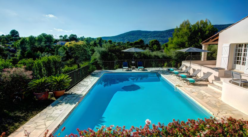 Photo of Pine & Stone