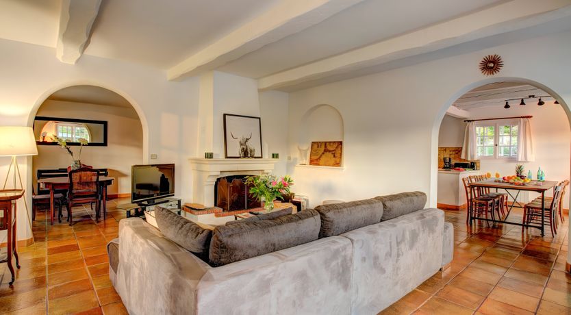 Photo of Pine & Stone