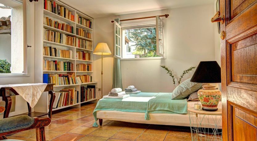 Photo of Pine & Stone