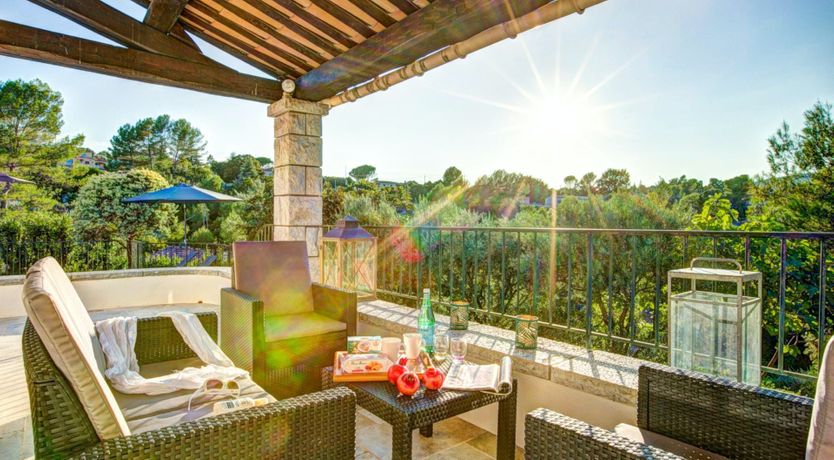 Photo of Pine & Stone