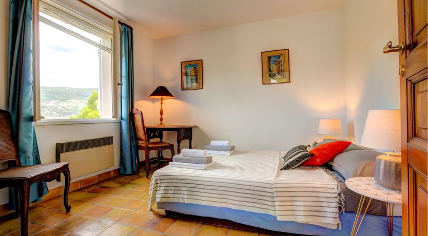 Photo of Pine & Stone