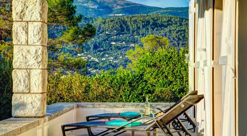 Photo of Pine & Stone